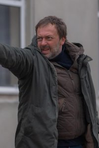 Город